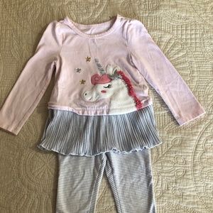 Unicorn Two-piece play clothes, 2T